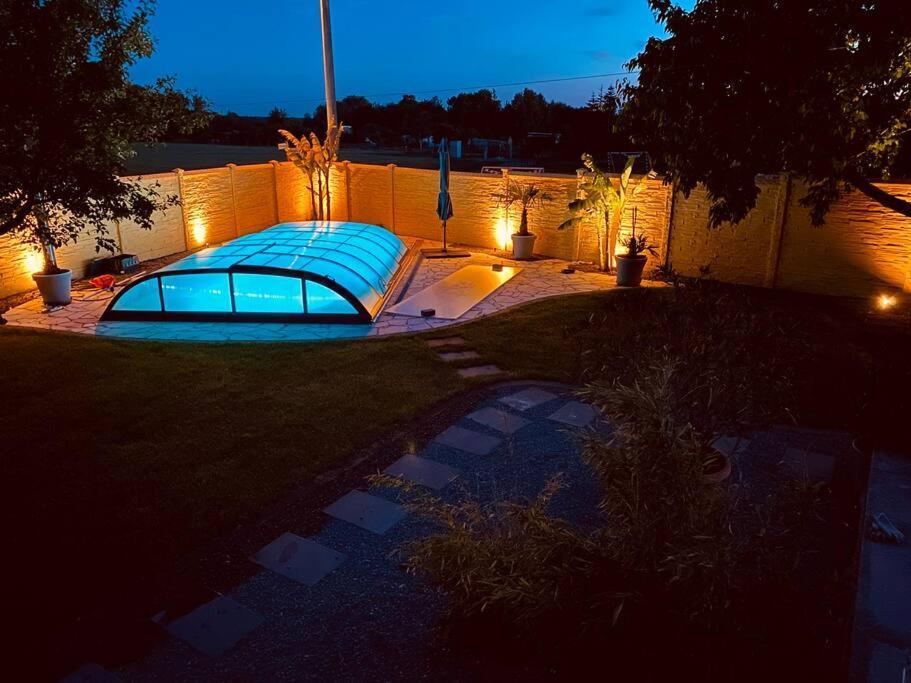 Pool, Sauna Und Blick Ins Gruene Wittenberg Buitenkant foto