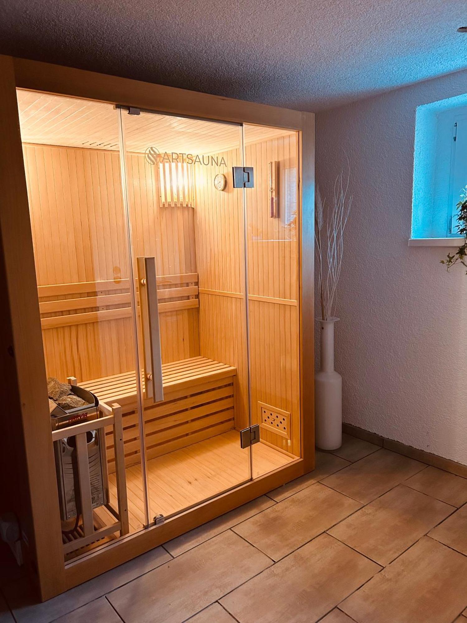 Pool, Sauna Und Blick Ins Gruene Wittenberg Buitenkant foto